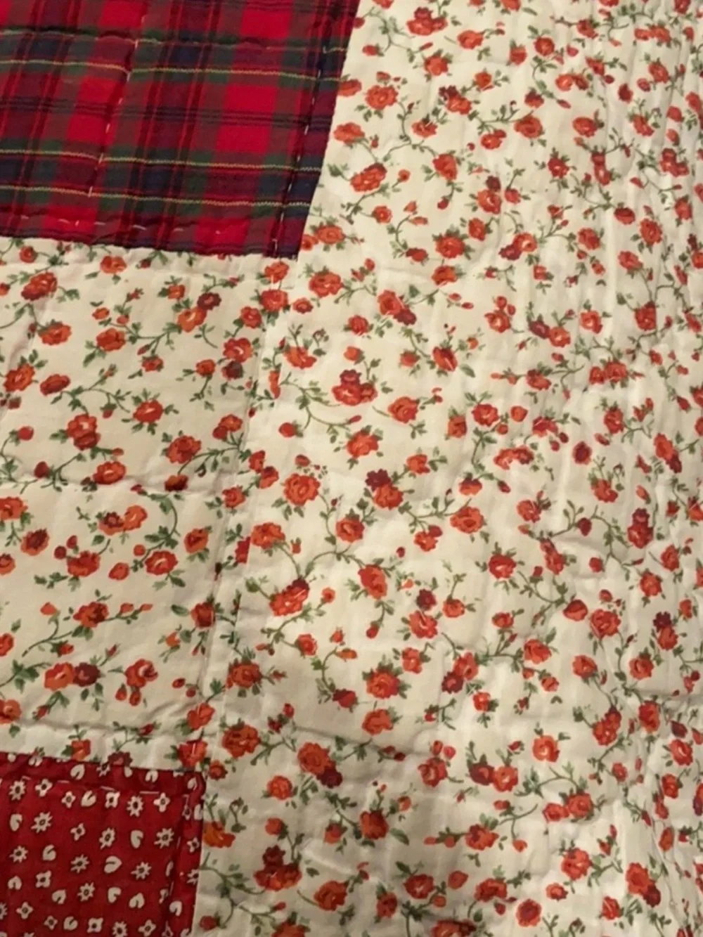 Vintage Patchwork Scalloped Quilt & 2 Shams Checks & Plaids 94 x 98
